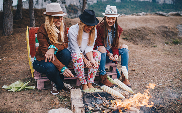 10 Quick & Easy Campfire Recipes To Try This Summer