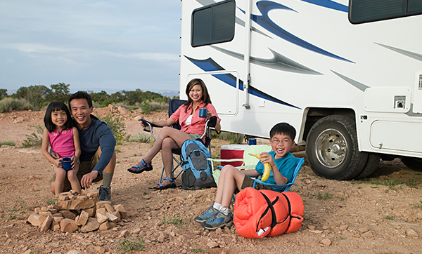 rv family traveling with kids