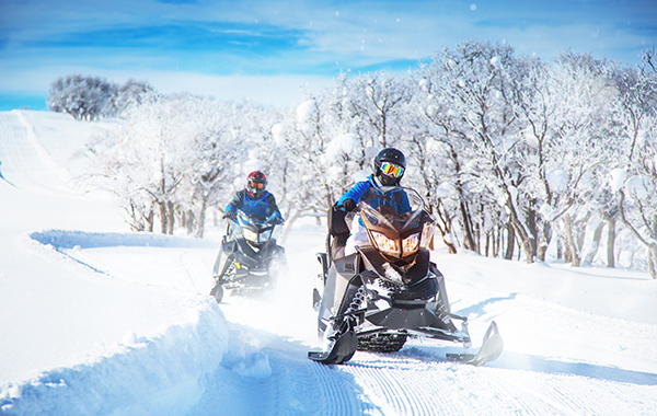 Top 6 Snowmobiling Destinations in the U.S.