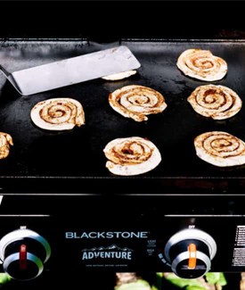cinnamon rolls on the griddle